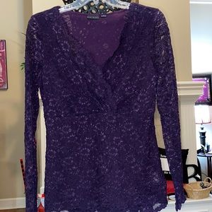 Beautiful Tribal deep purple lace fully lined long sleeves vneck top Medium
